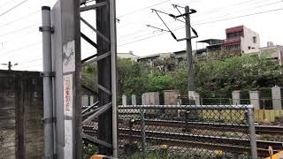 4232次500型區間車往蘇澳通過中壢遠東路平交道2