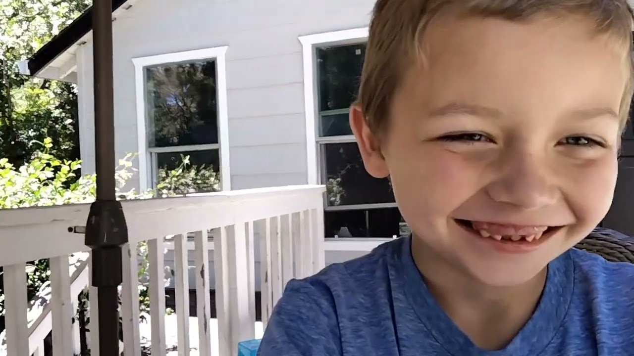 Kaeden smells The Pickle Jar with CannaDad