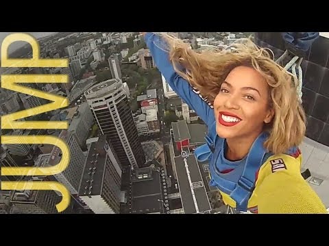 The Mrs. Carter Show: The Big Jump! mp3 ke stažení