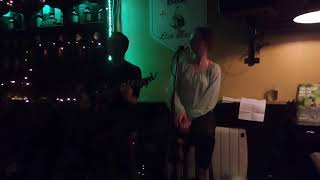 Don't You Cry - Vicaria Band