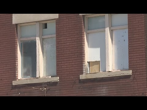 Mo. firefighters rescue 3 children inside burning abandoned building - Vimarsana News