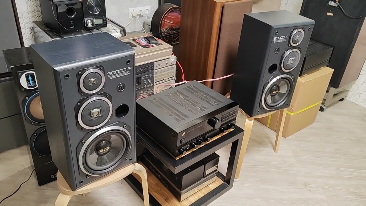 Sansui Alfa 555 vs 900 - YouTube
