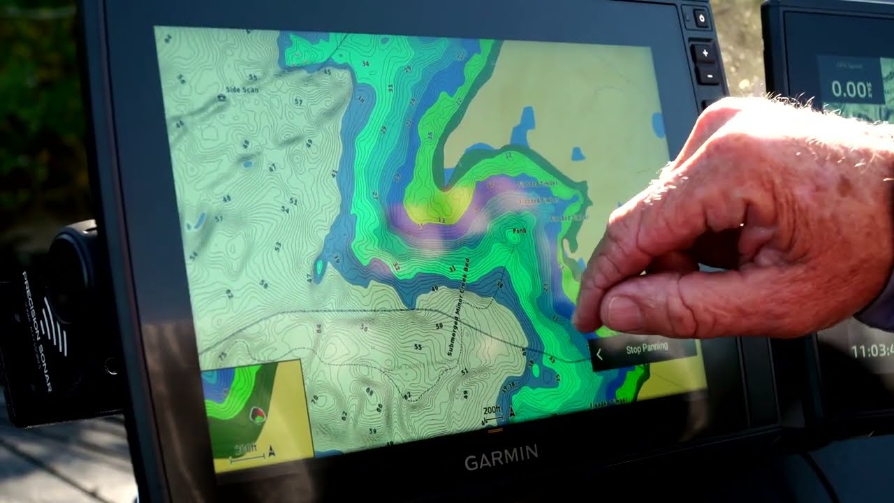 How to Adjust Mapping to Reflect Changing Lake Levels on Garmin Electronics