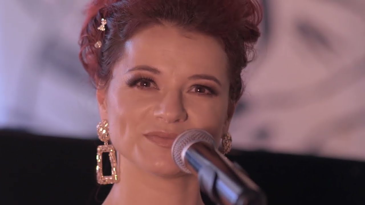 Lavinia Fiorani  - Ciao Ma'  (Versione Acustica)