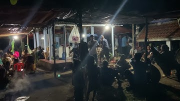 Cồng chiêng thanh niên buôn Ma Giai đánh lễ bỏ mả tại buôn Ia Rnho, Đất Bằng, Krông Pa, Gia Lai