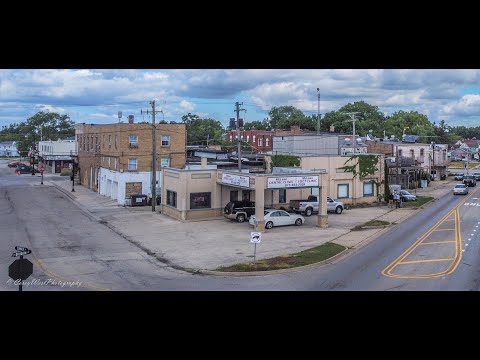400 N Division Street, Harvard, IL home video tour