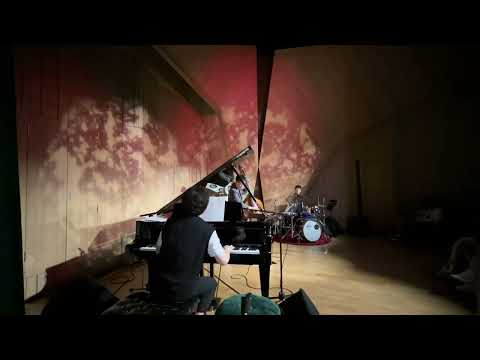 트리오클로저 ‘Song Of Hope’