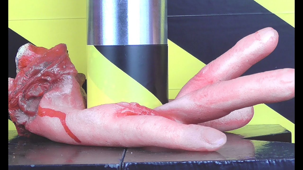 Experiment: Crusher Hydraulic Press vs Halloween 2017 Stuff