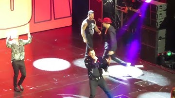 NKOTB, Click, click, click & One Song. 2022 cruise, Group B concert