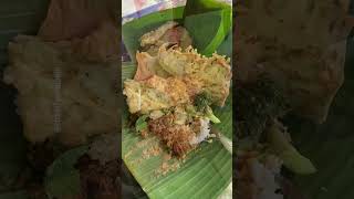 Nasi Pecel Madiun Cuma 6.000 #kuliner #shortvideo #viral #enak #legend #makanan #nasipecel #madiun