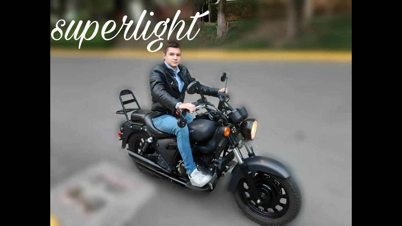 Moto custom superlight 200-Cómoda y práctica