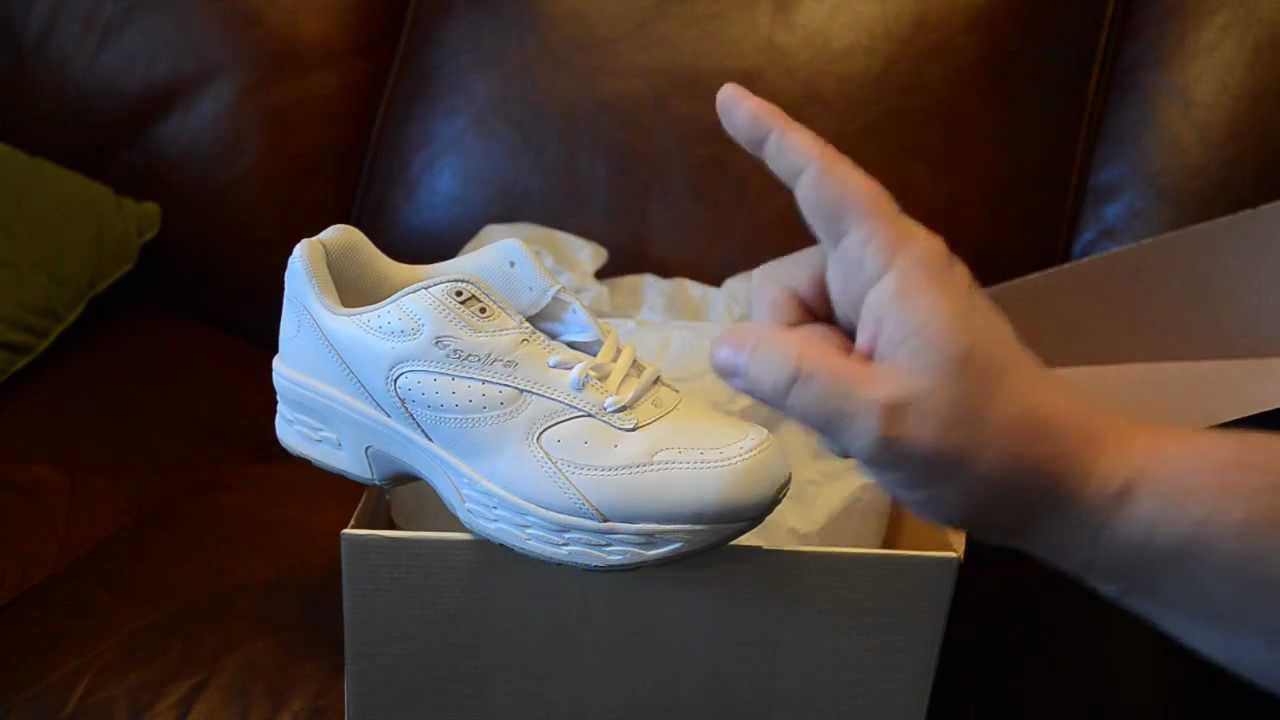 spira classic leather walking shoe