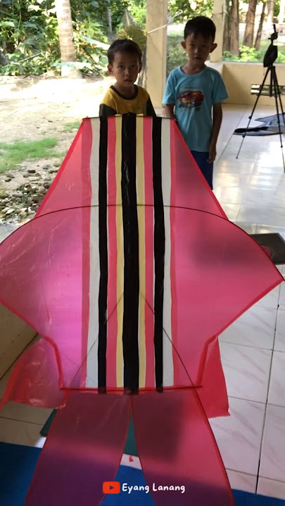 Yang suka layangan bebea￼n bali silahkan subrek dan like #layangan #layanglayang #shorts #bebean