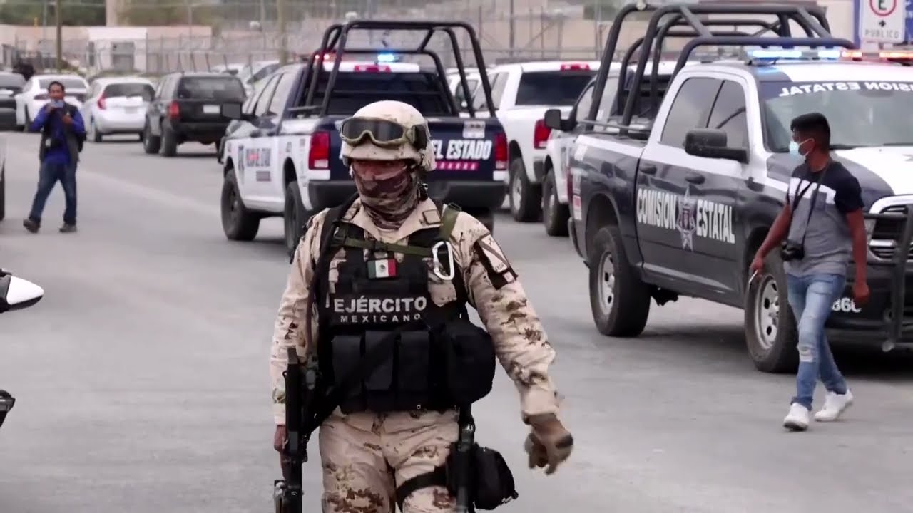 Download Troops deploy after Mexican cartel rampage