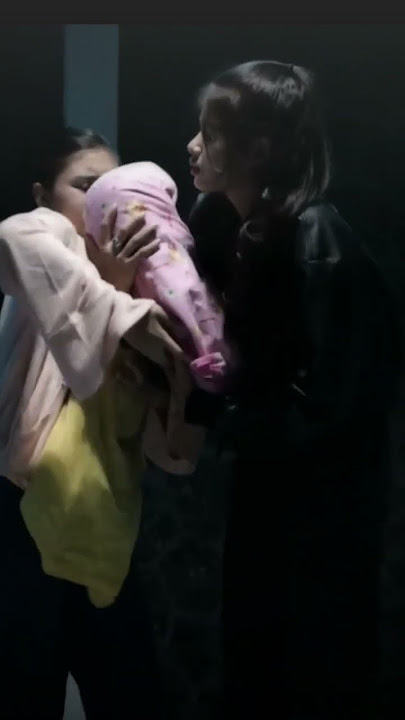 adara gendong bayi,udah cocok belom ni jadi ibu #magic5 #sridevi #mala #masukberanda #bismilahviral