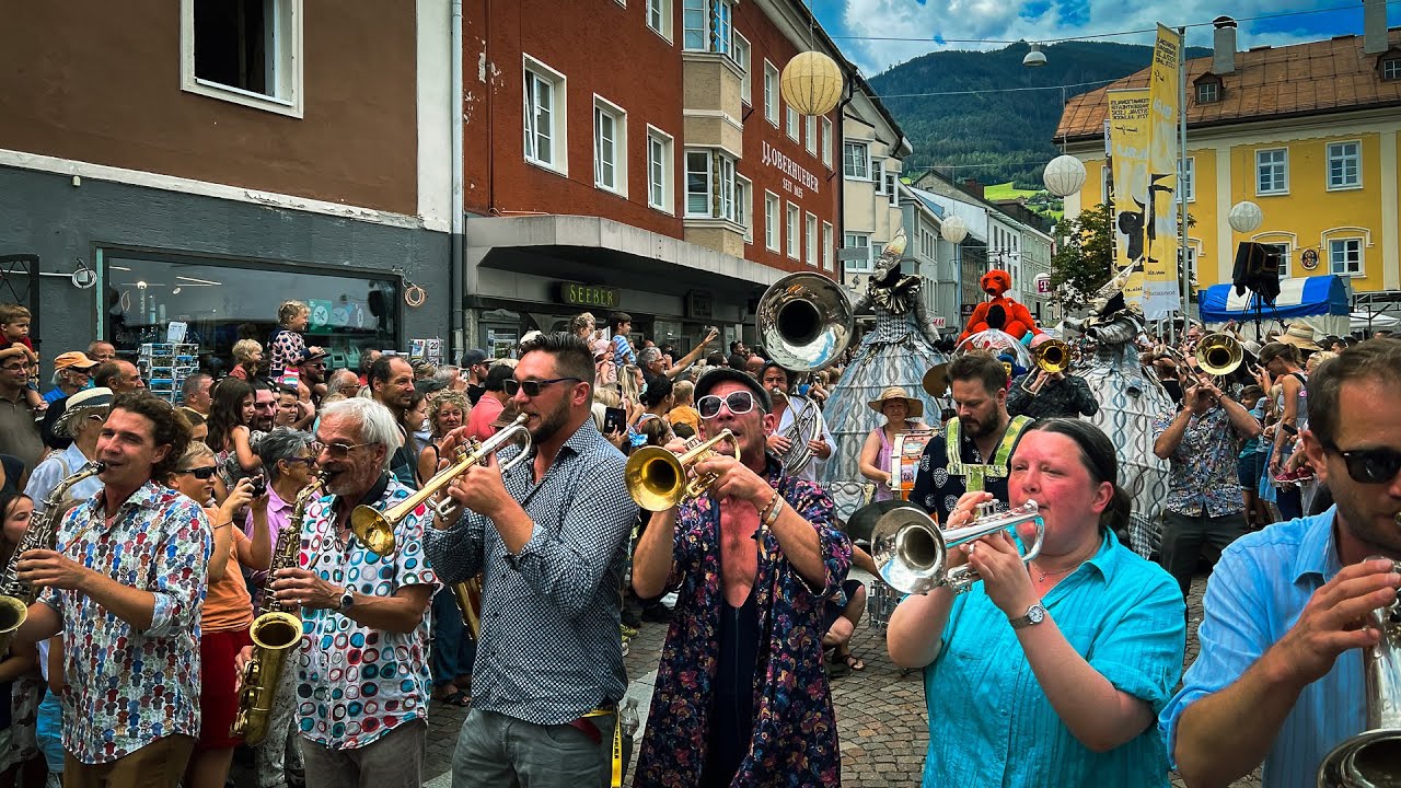 31. internationalen Straßentheaterfestival Olala in Lienz