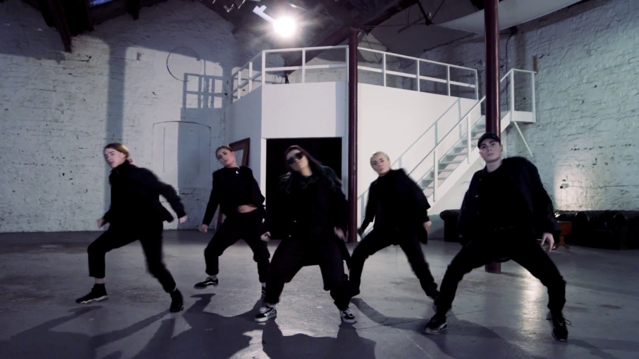 Kerrie Milne Presents: YELLOW TAPE | @ChrisBrownOfficial | One Shot Magic.