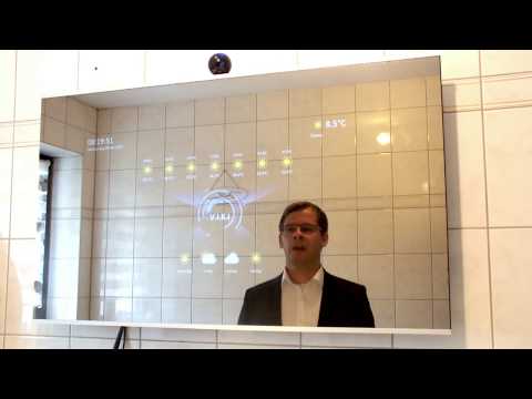 Manuel Thalhofer show his SmartMirror with AI