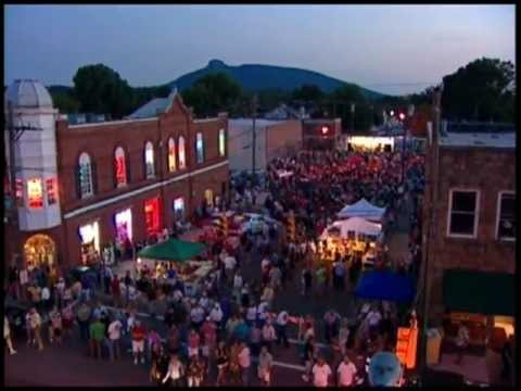 Hot Nights And Cars In Pilot Mountain Nc You Hot Nights And Cars In Pilot Mountain Nc