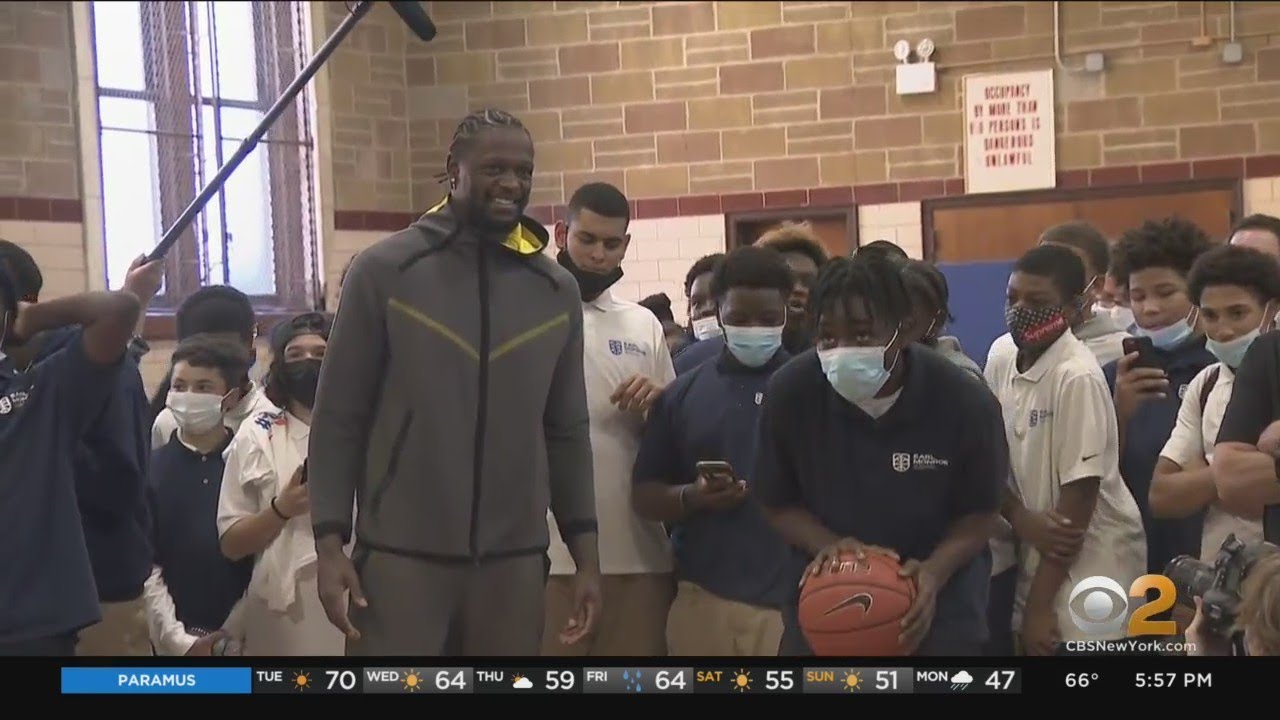 Knicks All-Star Julius Randle Announces Donation Campaign To Boost Literacy, Math Skills For NYC Stu