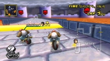 [MKWii] Rosco v Kyon 32 Track 1v1 (Part 2)