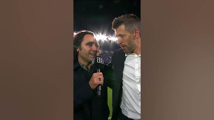 ¡Momentazo! 🤩Pezzolano irrumpiendo en pleno directo de DAZN para saludar a Sorín 🤝 #LaLigaEnDAZN
