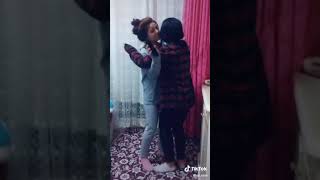 Delirmiş Liseliler Tiktok Roman Efsaneleri.