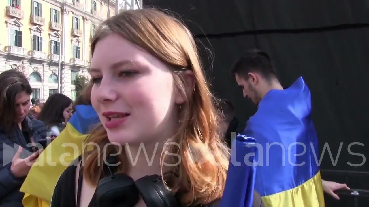 A Napoli la manifestazione pro-Ucraina: 