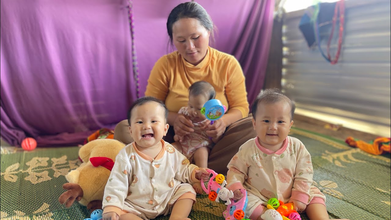 With toys, the kids are instantly happy!”Lý Tiểu Nú