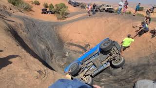 Jeep Cherokee Rolls Over in Devils Hot Tub During Full-size Invasion Moab Utah 2020