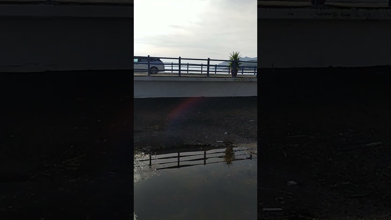 Halorema stream is blocked again before the next winter storm. a disaster waiting to happen?