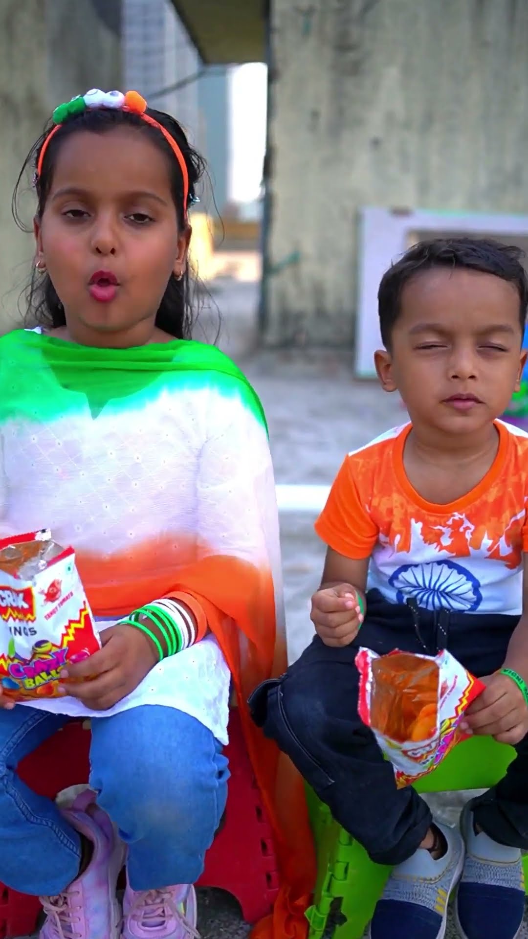 Yeh kaise ho raha hai ?? #shorts #funnyshorts #funnyvideos