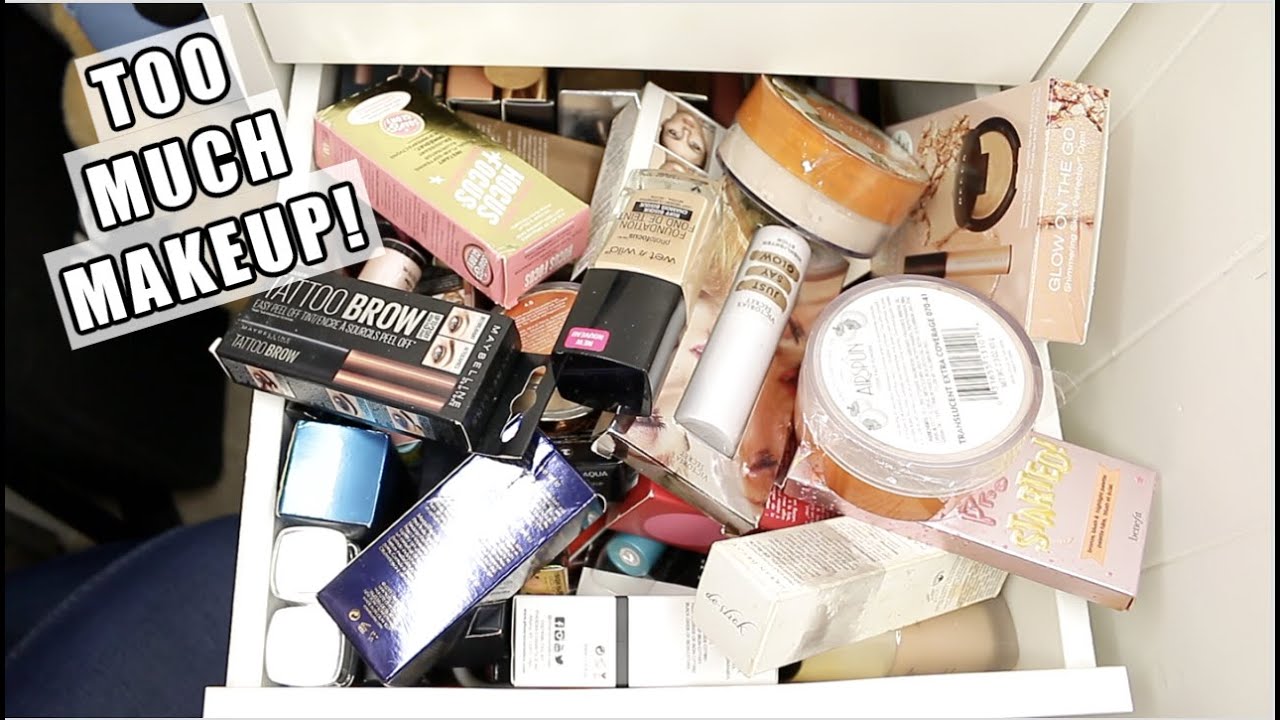 DECLUTTERING MY MAKEUP...THIS TOOK A LONG TIME! 😩