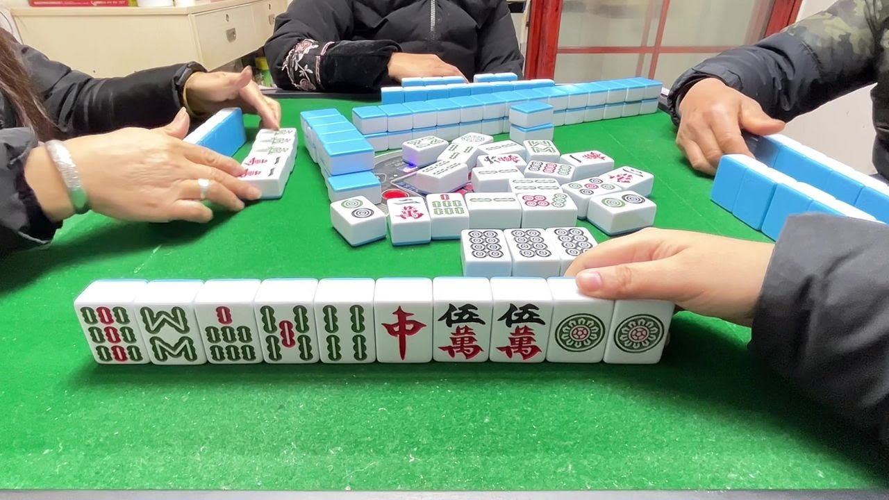 上手给的牌多考虑考虑#红中麻将#dou来玩麻将#湖南麻将#胡了 - YouTube