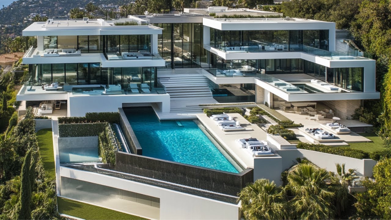 Luxurious Modern Contemporary Mega Mansion in Bel Air.