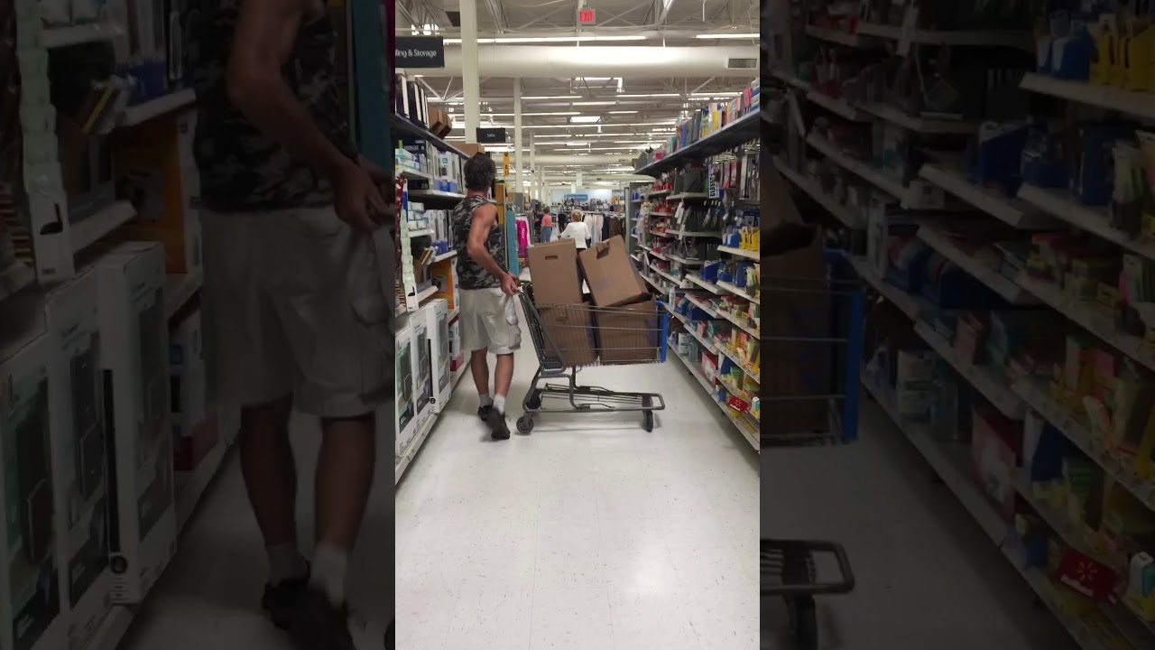 Walmart cart rage - YouTube
