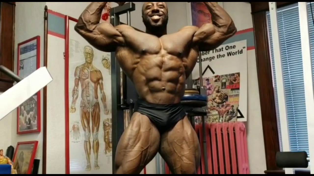 George Peterson III Posing Whilst Shredded | 2019 Arnold Classic