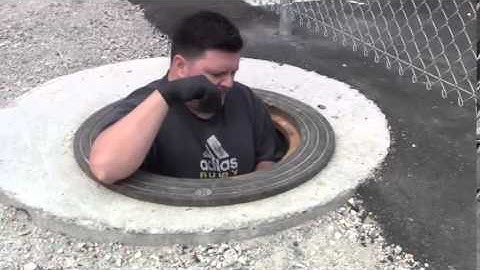 Vancouver Commercial Concrete Crack Repair  Manhole  604-614-2615