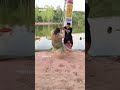 Panyaya is also very popular! So many people are chasing her to play! #Water Swing #Laughing every