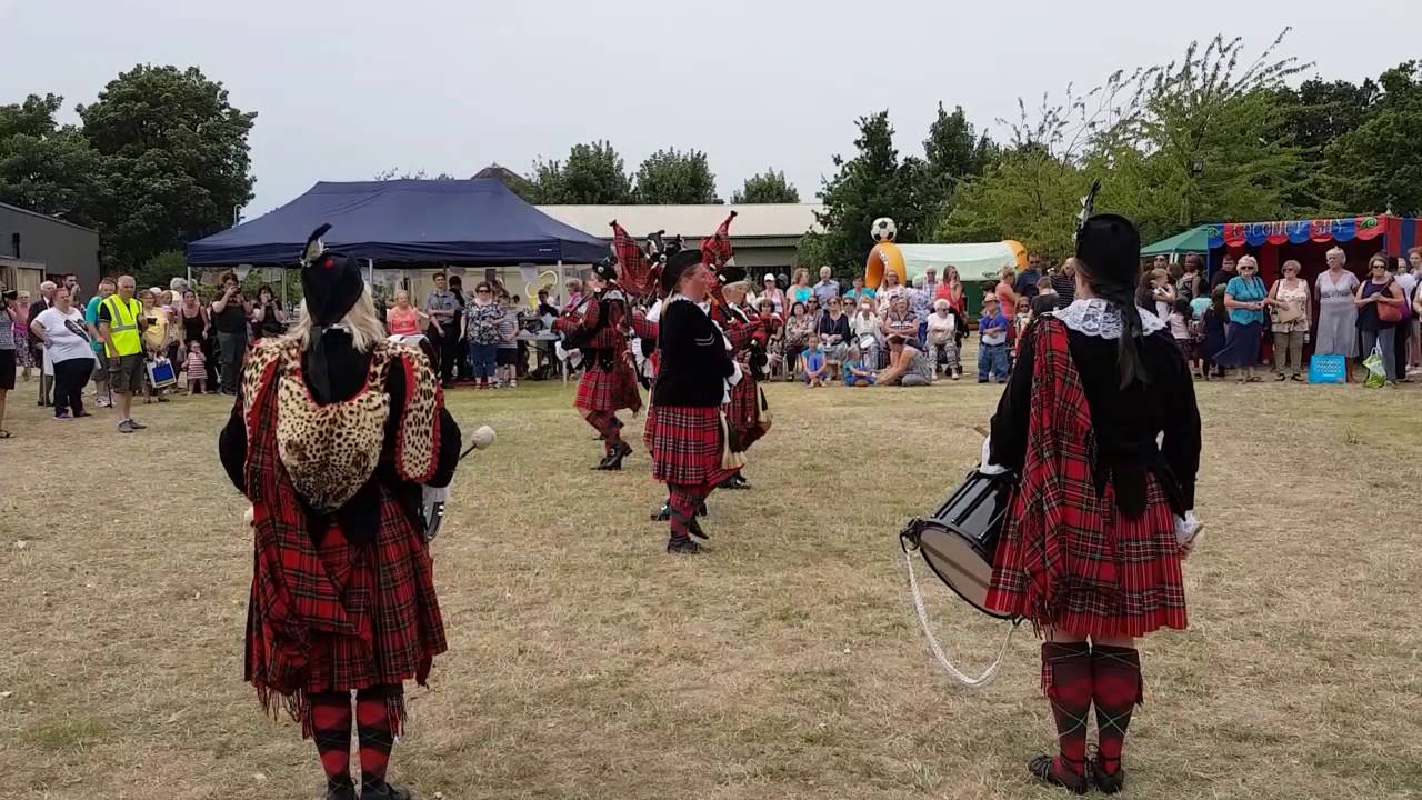Dagenham Girl Pipers Valence Fair, Valence House, Dagenham. Sat 27th