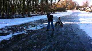 Max En Tim Op De Schaats