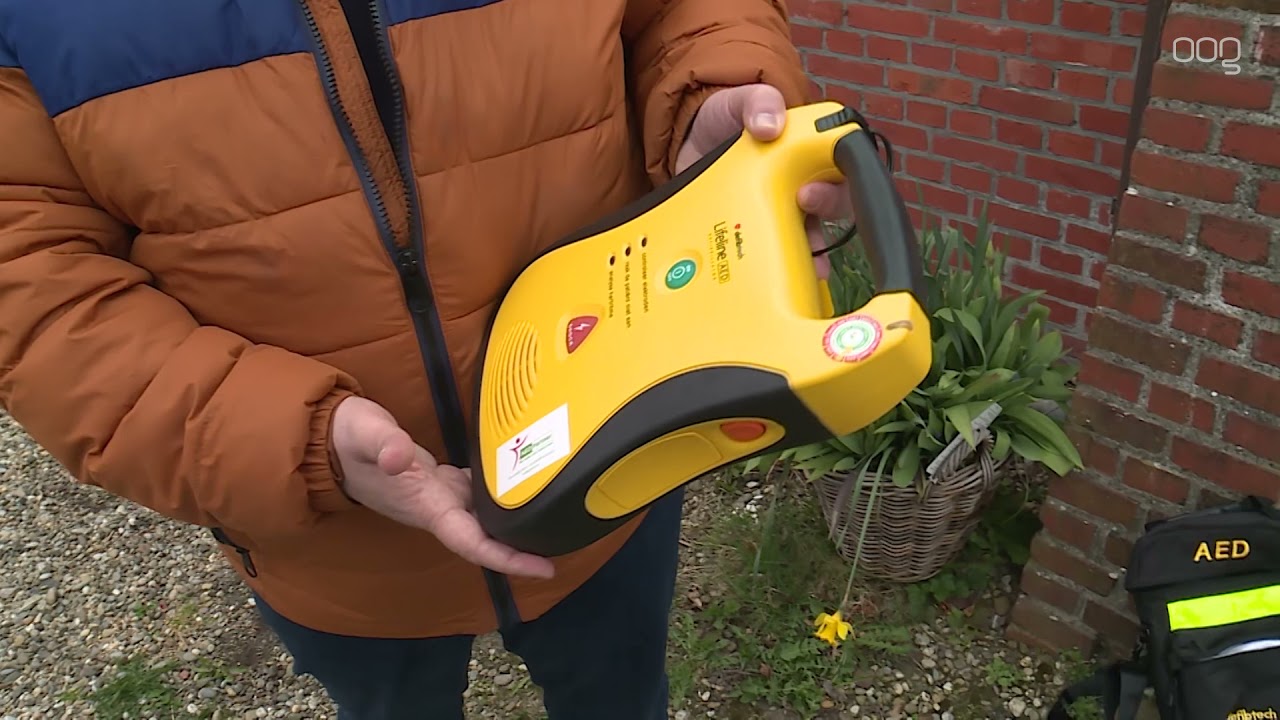 Onnen krijgt nieuwe AED: “Dan wordt het link”