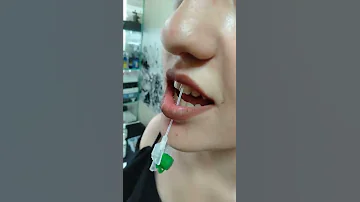 ¿Cuál es el piercing labial más popular?