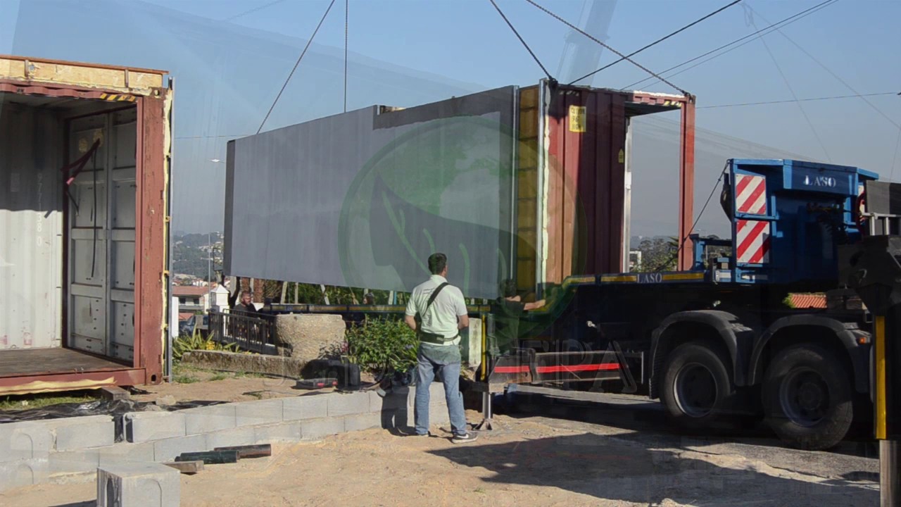 Casa contentor 180m2 (2 andares) by JGDS-EPA