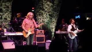 Video thumbnail of "Hall & Oates Live - Las Vegas Turnaround - Houston, TX - 5/25/13"