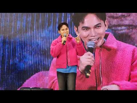 กีต้าร์ ตันติกร - ช่วงพูดคุยบนเวที | มินิคอนเสิร์ต POWER OF SMILE@เซ็นทรัลพระราม 9 #กีต้าร์ตันติกร