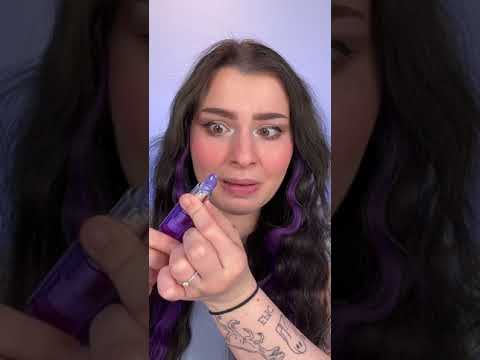 Video: Wie trägt man lila Lippenstift (mit Bildern)