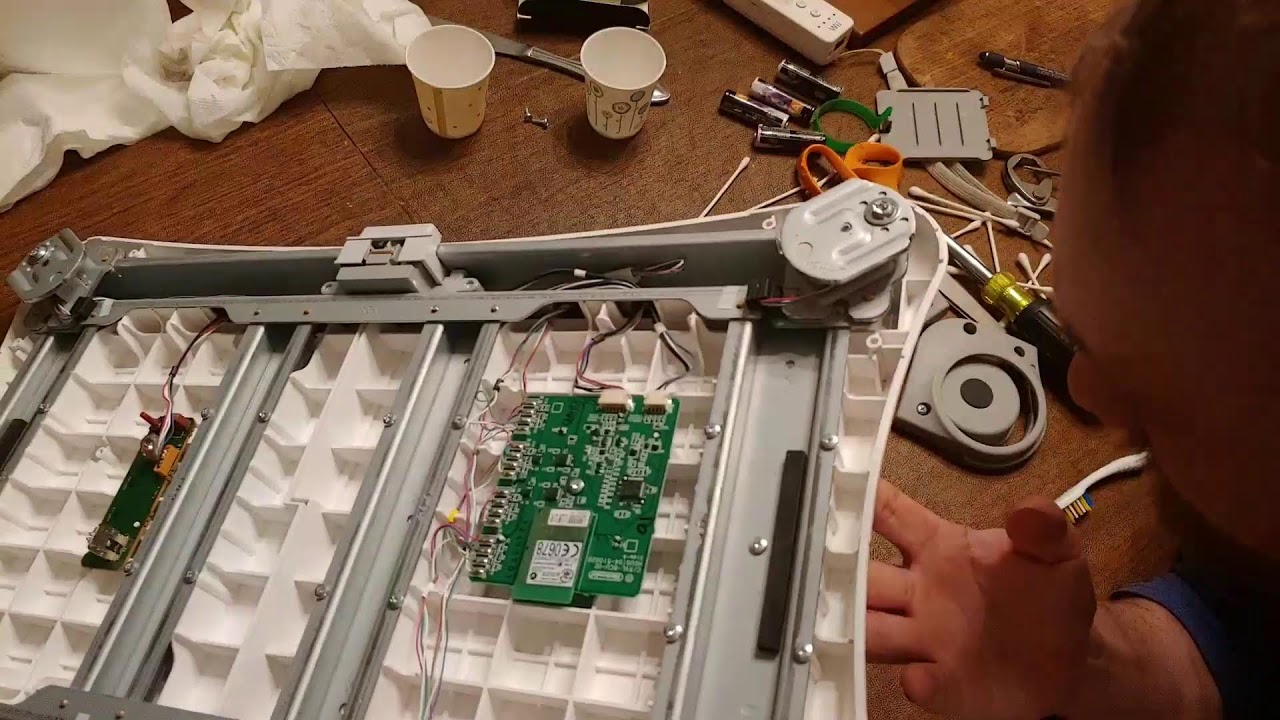 Live Wii Fit Balance Board Teardown and Cleaning