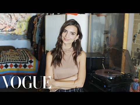 73 Questions With Emily Ratajkowski | Vogue