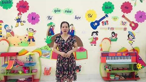 Dạy hát: cô giáo miền xuôi